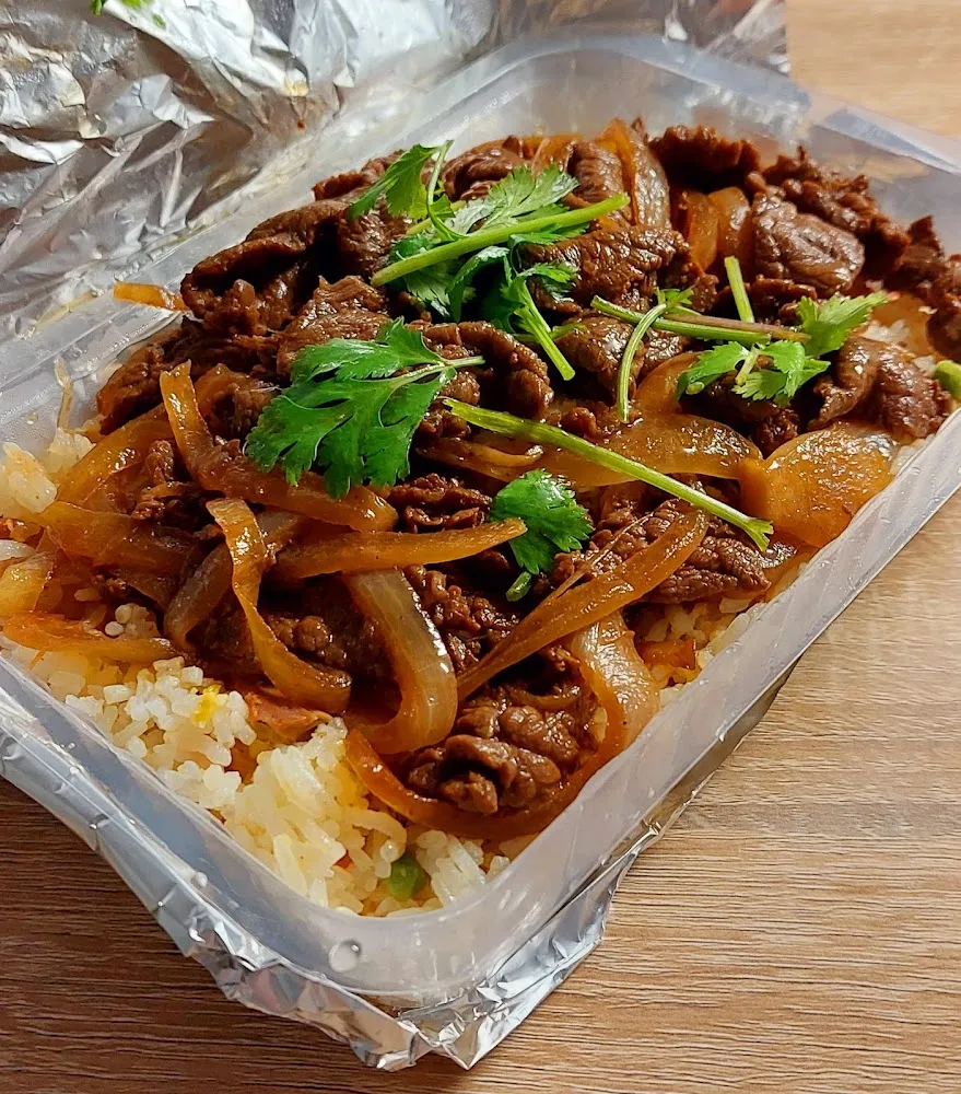 Bœuf Oignons Sur Riz Cantonais